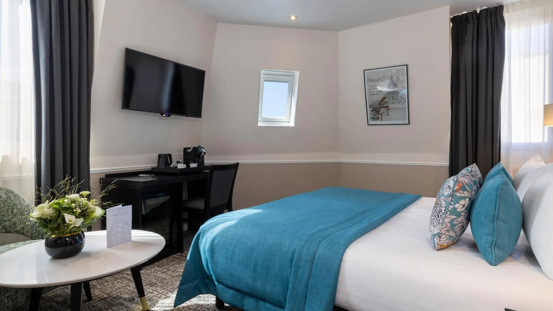 Park Lane Hotel 4*